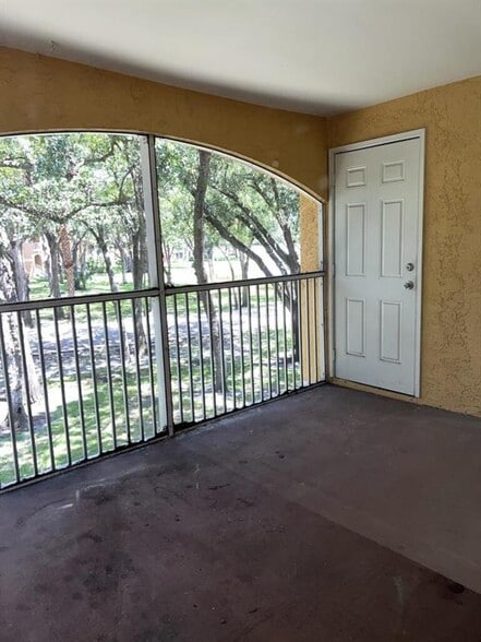 PatioScreened - 2350 NW 27th St