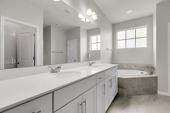 Building Photo - 23895 E Rocky Top Pl