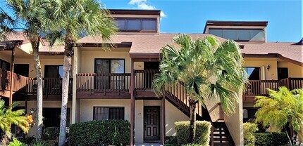 Building Photo - 506 Lakeview Dr E
