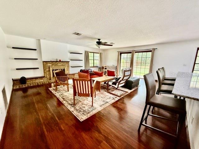 Building Photo - 543 Princewood Dr