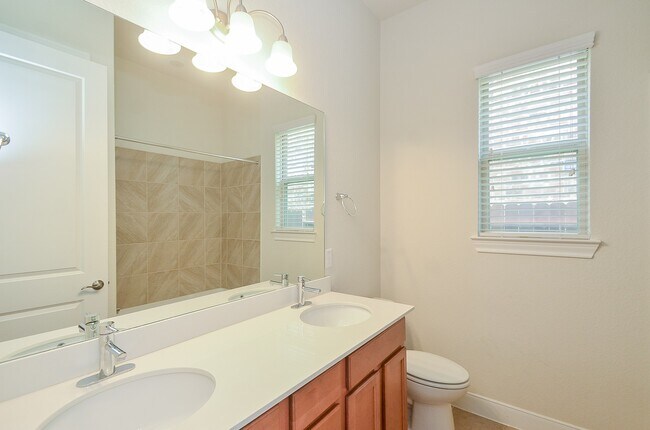 Building Photo - 25122 Sundance Park Ln