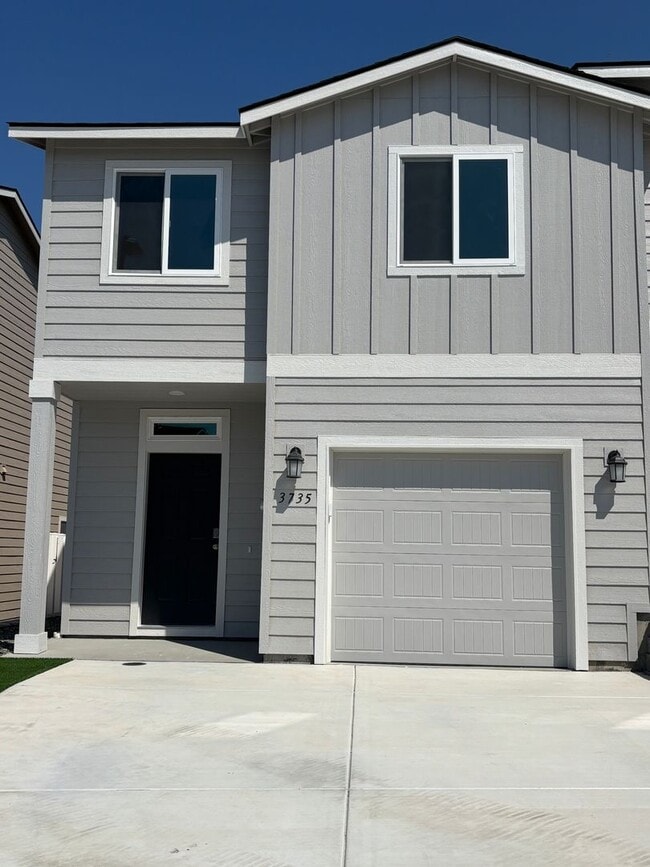 Building Photo - Brand New Corner Townhome!