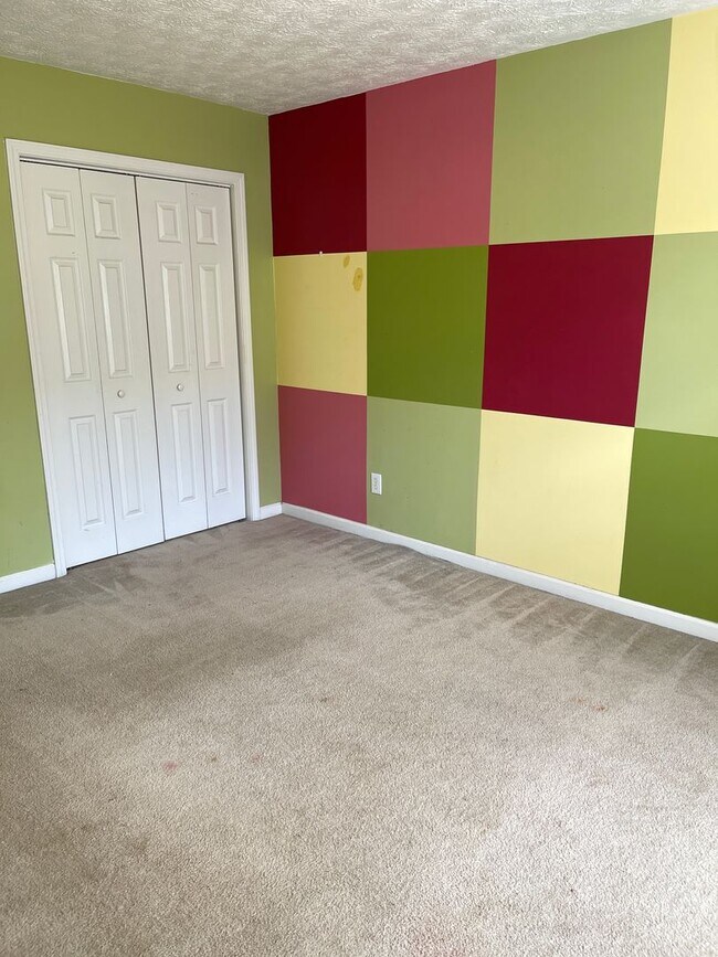 Building Photo - Ranch on full basement