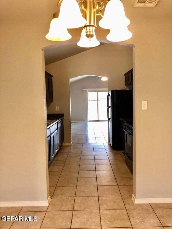 Building Photo - 14190 William Rodriguez