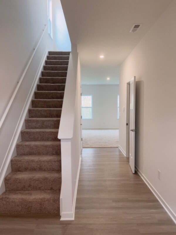 Building Photo - 1630 Lewes Castle Dr