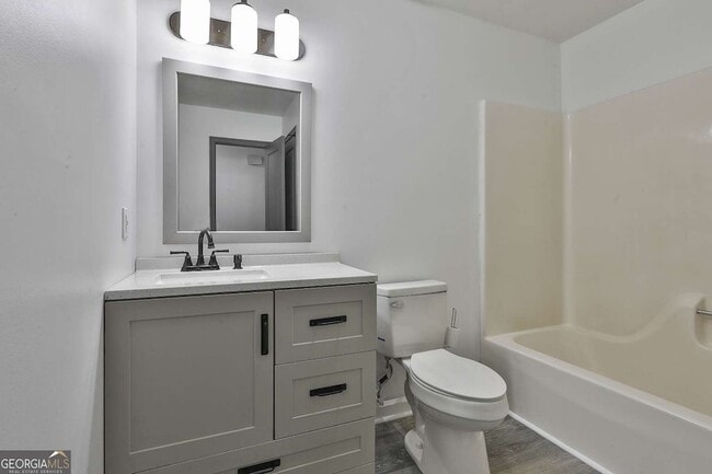 Building Photo - 157 Hyde Cir