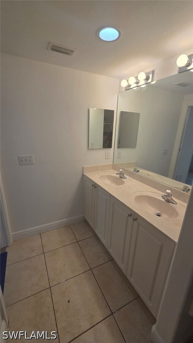 Building Photo - 4172 Castilla Circle