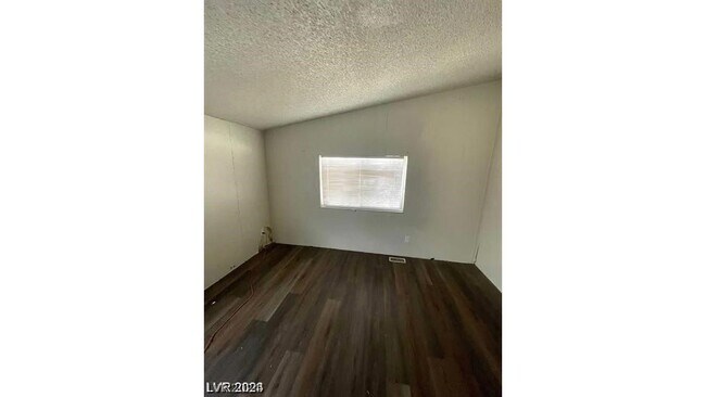 Building Photo - 5255 Sir James Way