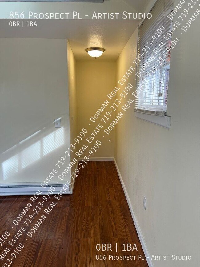 Building Photo - 856 Prospect Pl