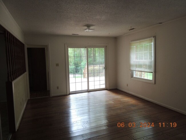 Building Photo - 102 Epworth Dr