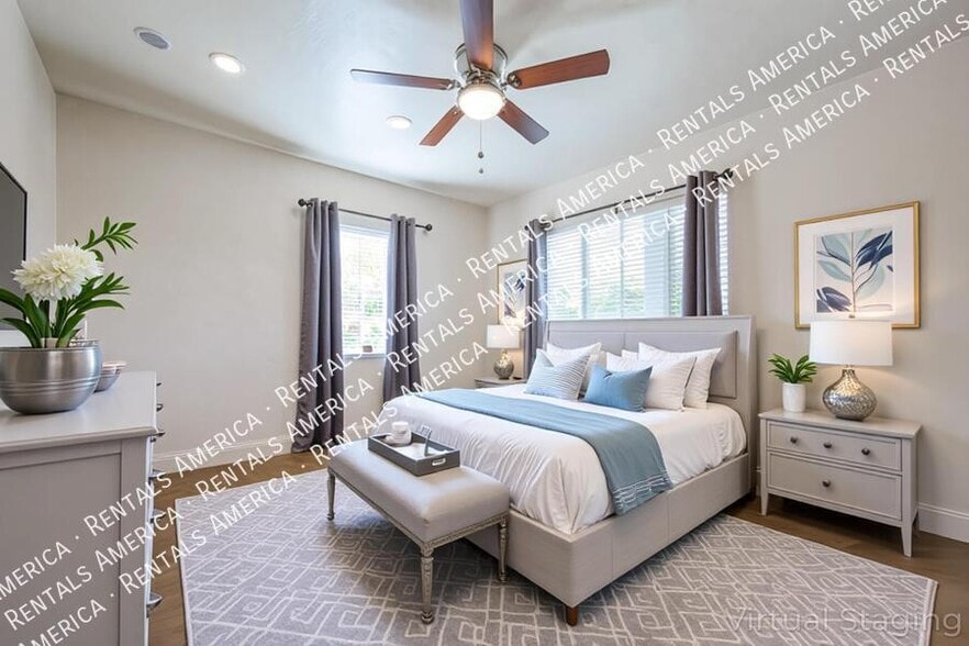 Building Photo - 2911 E Flower St