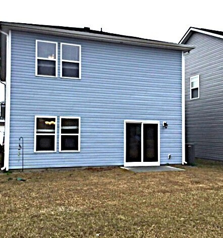 Building Photo - 28 Birch Cir