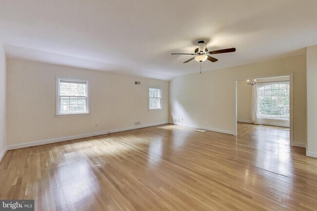 Building Photo - 7308 Burdette Ct