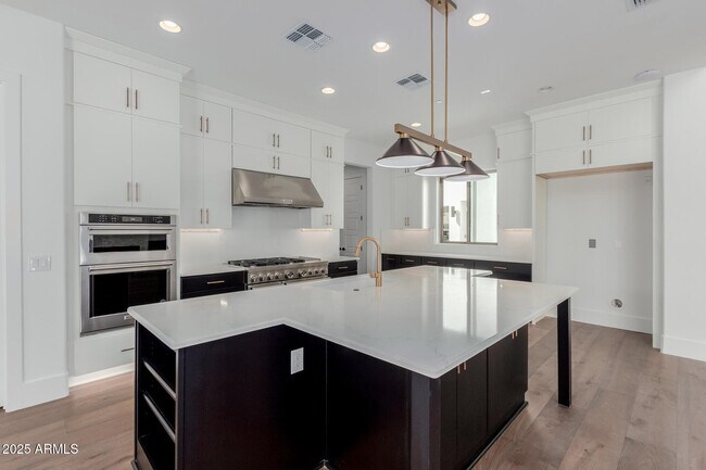 Building Photo - 12417 N 93rd Way