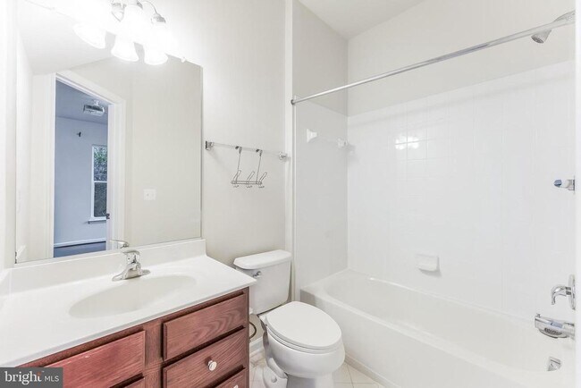 Building Photo - 25367 Wakestone Park Terrace