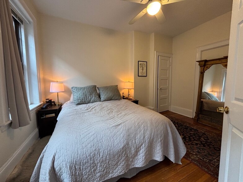 Building Photo - 2 Myrtle St