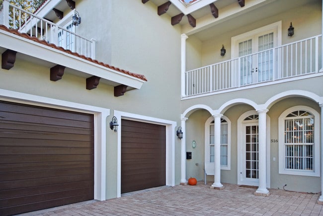 Building Photo - 516  Flamingo Drive