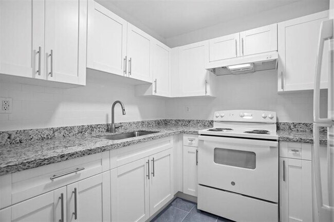 Building Photo - 493 NW 43rd St