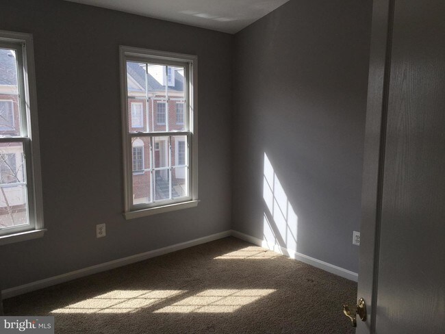 Building Photo - 11905 Grey Hollow Ct
