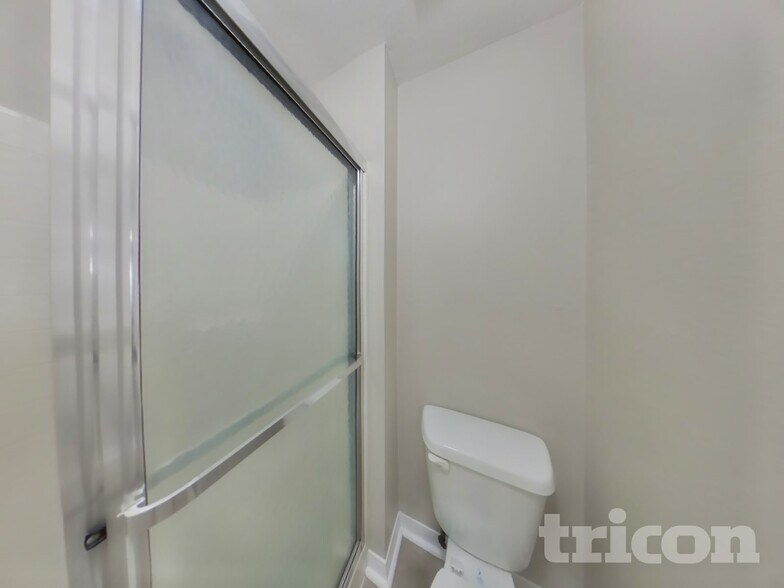 Building Photo - 339 Squires Grove Dr