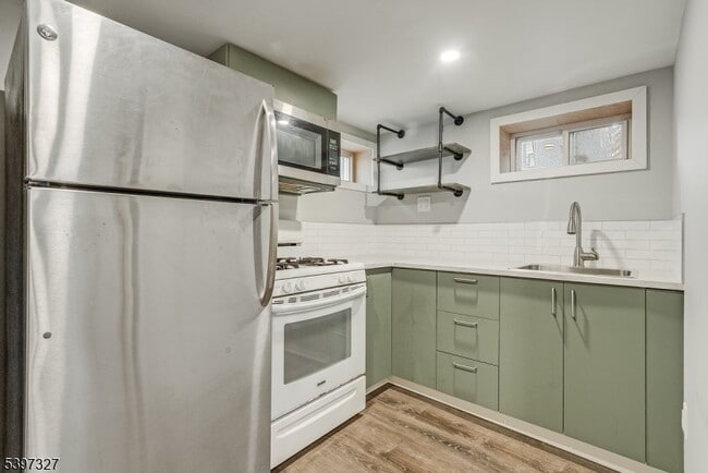 Building Photo - 45 Clark Ave