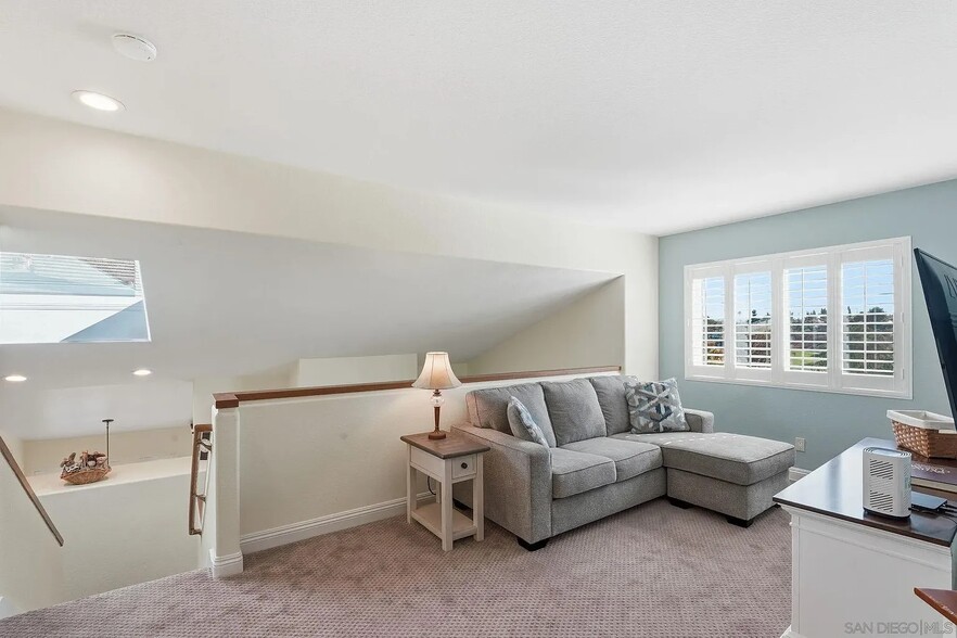 Building Photo - 7773 Eagle Ridge Dr