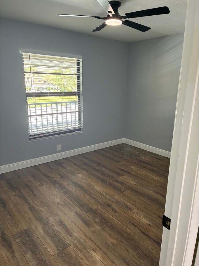 Building Photo - 31 Plantation Dr