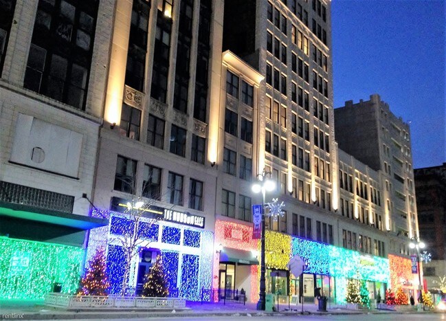 Building Photo - 1247 Woodward Ave