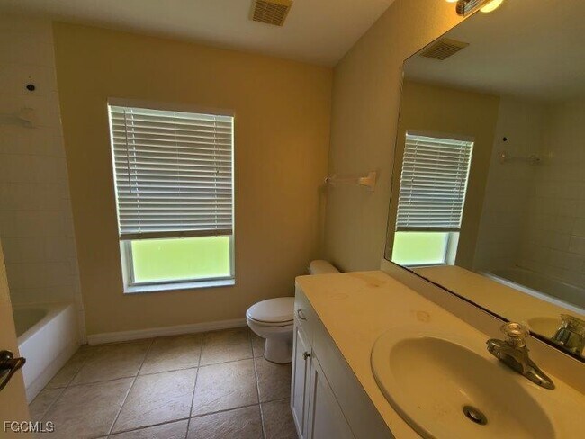 Building Photo - 101 NW 13th St