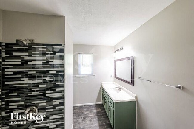 Building Photo - 1521 Cedargate Cir