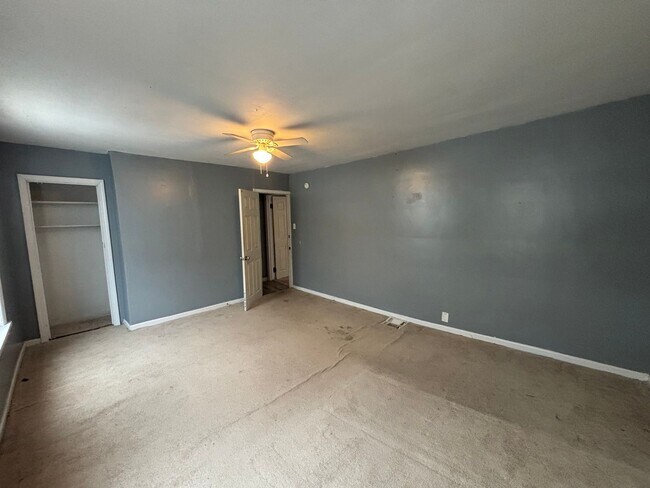 Building Photo - Use Your Tax Return For This Sweetheart of a Deal!  This is a Lease-to-Own – Not a typical rental.