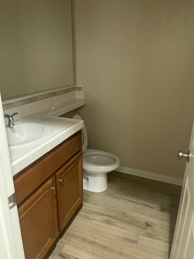 Building Photo - NEW PAINT AND FLOORING