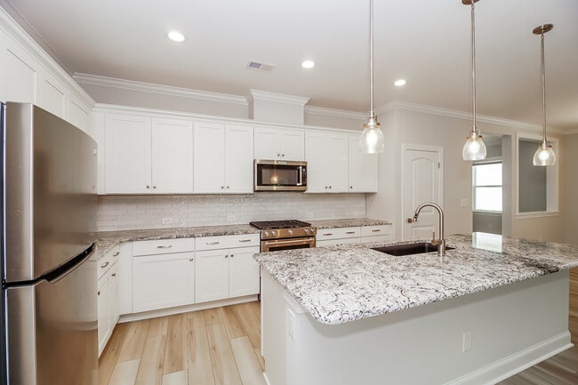 Building Photo - 5485 Caneel Ln