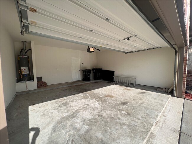 Building Photo - 2906 Coastal Prairie Ln