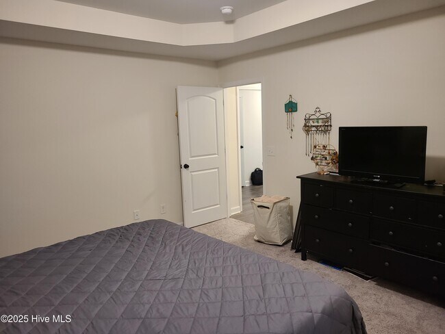 Building Photo - 600 Osprey Landing Dr