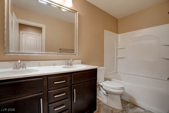 Building Photo - 2074 Waterlily View St