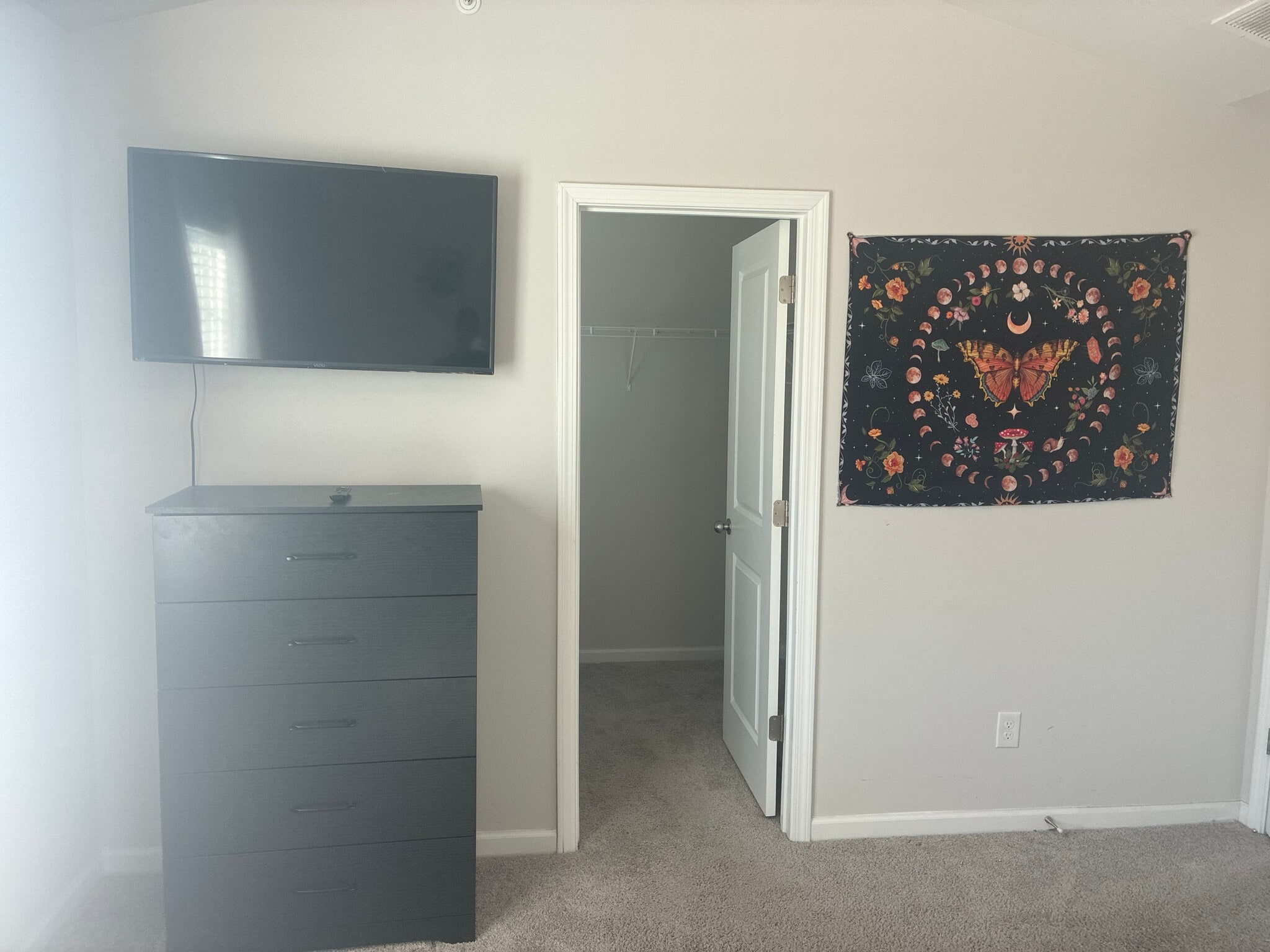 Building Photo - Room in Townhome on Shaffer Ct