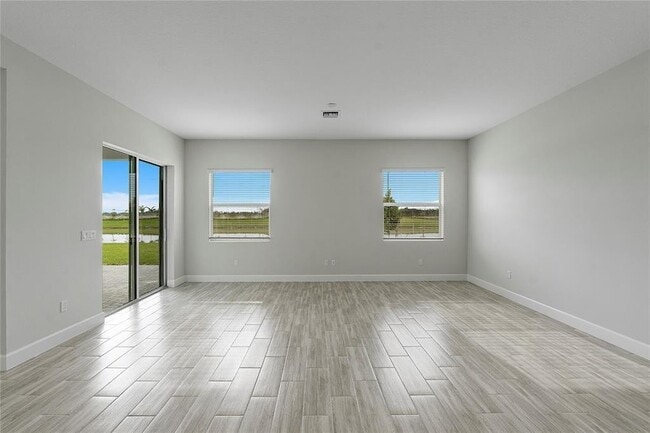 Building Photo - 5217 Liberty Ln