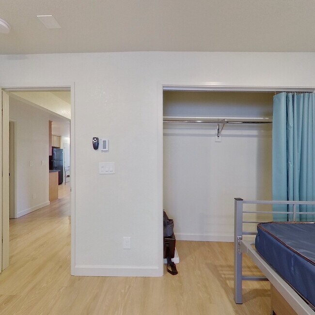 Building Photo - 2437 Piedmont Ave