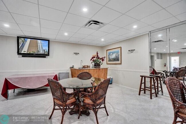 Building Photo - 4100 Galt Ocean Dr