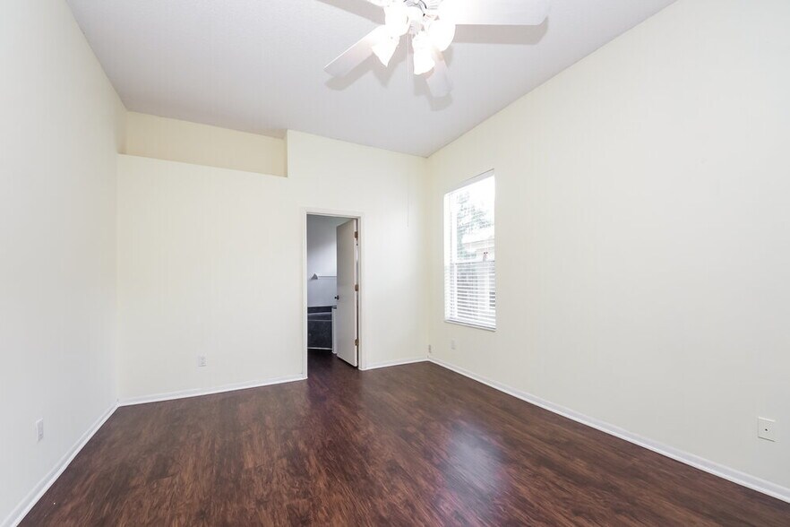 Building Photo - 539 Brightview Dr