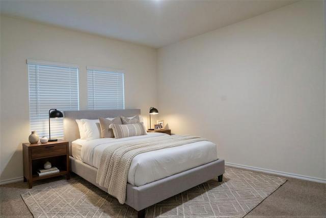 Building Photo - 929 Jefferson Wy