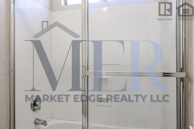 Building Photo - Home at El Mirage Rd/Cactus Rd! JOIN THE W...