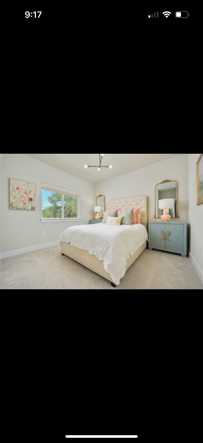 Building Photo - 142 Volterra Ln
