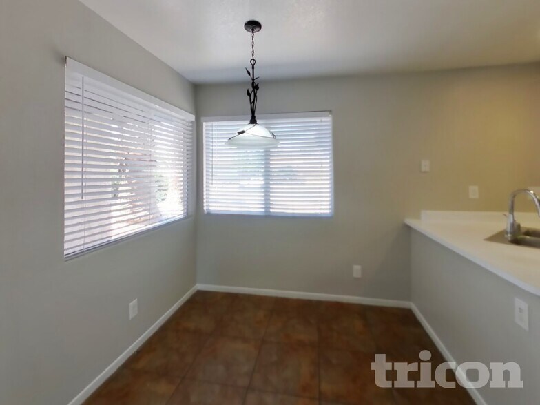 Building Photo - 2310 Superior Position St