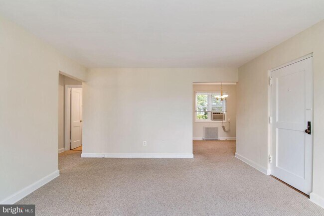 Building Photo - 1410 N Quinn St