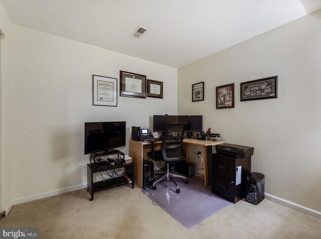 Building Photo - 2 W Kyla Marie Dr