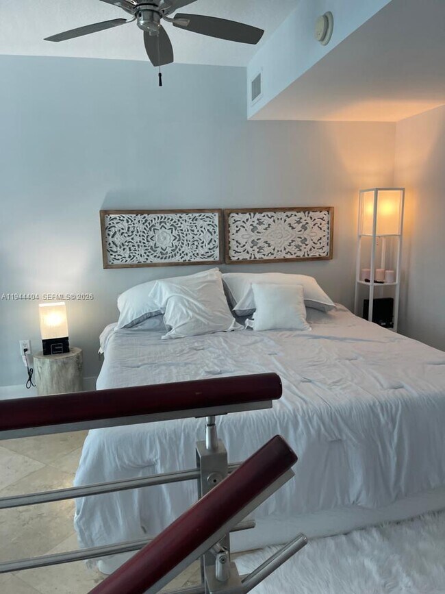 Building Photo - 41 SE 5th St