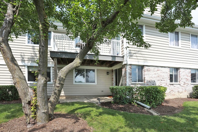 Building Photo - 1 Trails Dr