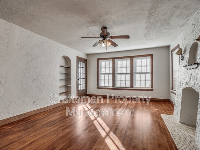 Building Photo - 1801 NW 22nd St